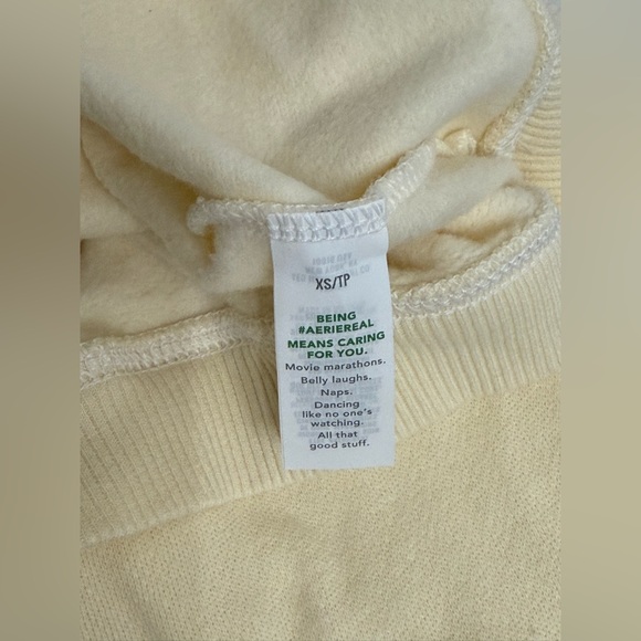 Aerie Getaway Quarter Snap Sweatshirt Lemon Paper Yellow - Picture 6 of 8